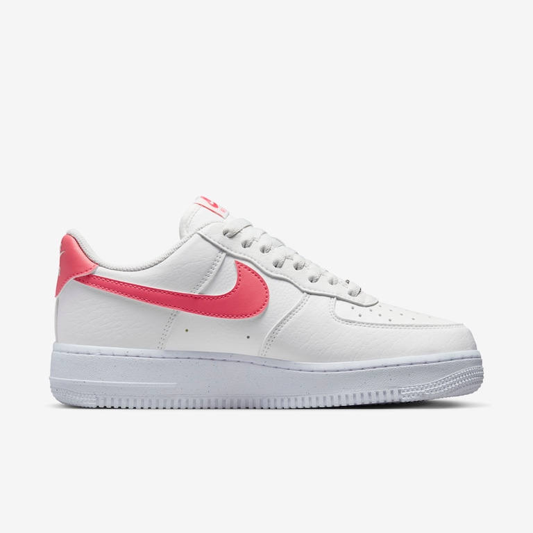 Tênis Nike Air Force 1 '07 SE Feminino - Foto 3