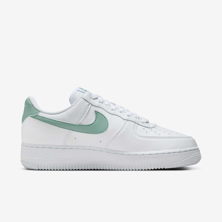 Tênis Nike Air Force 1 '07 SE Feminino - Foto 3