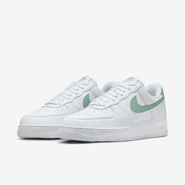 Tênis Nike Air Force 1 '07 SE Feminino - Foto 5