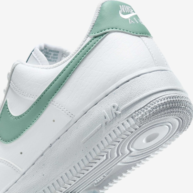 Tênis Nike Air Force 1 '07 SE Feminino - Foto 8
