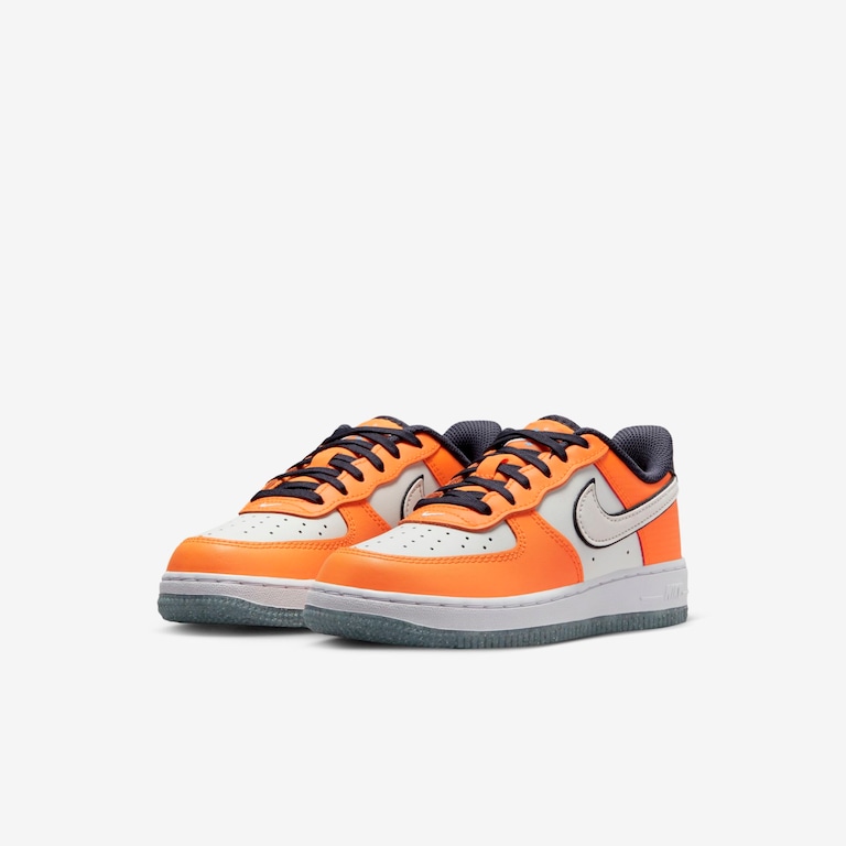 Tênis Nike Force 1 Low SE Infantil - Foto 6