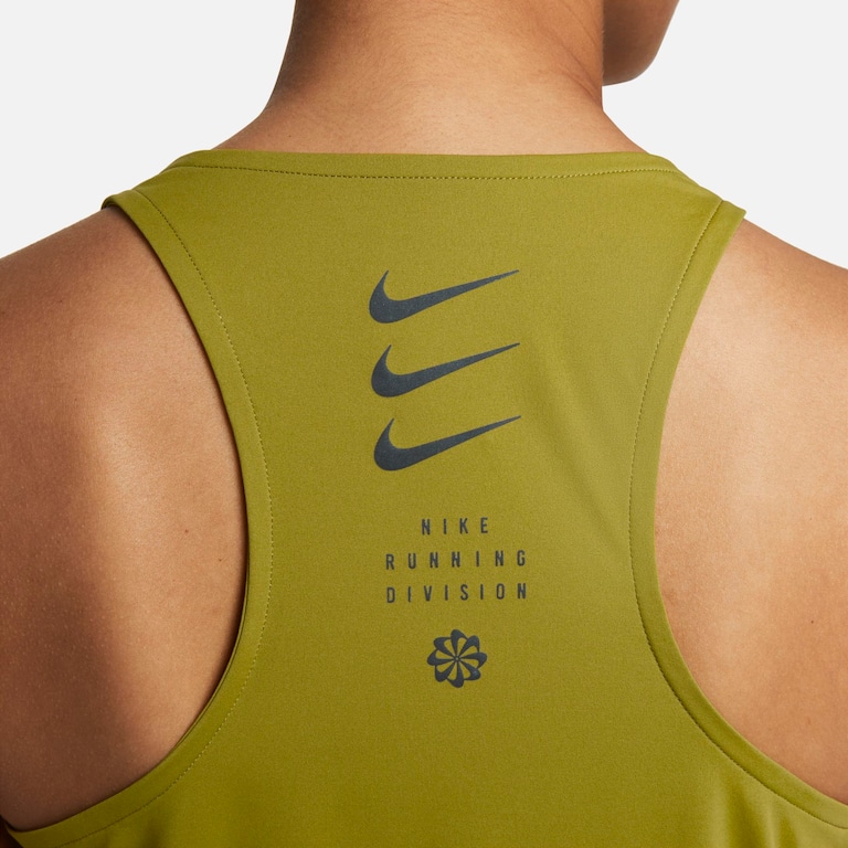 Regata Nike Dri-FIT ADV Run Division Feminina - Foto 3