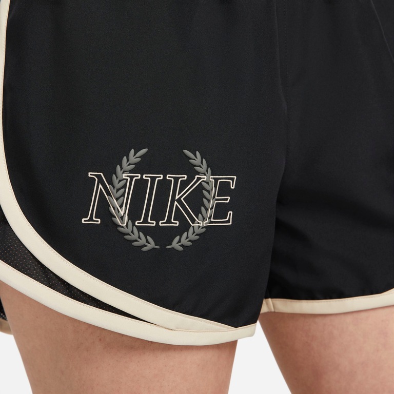 Shorts Nike Dri-FIT Tempo Feminino - Foto 5