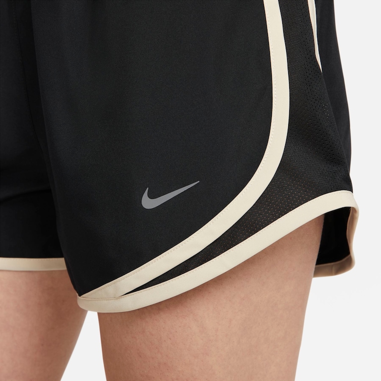 Shorts Nike Dri-FIT Tempo Feminino - Foto 6
