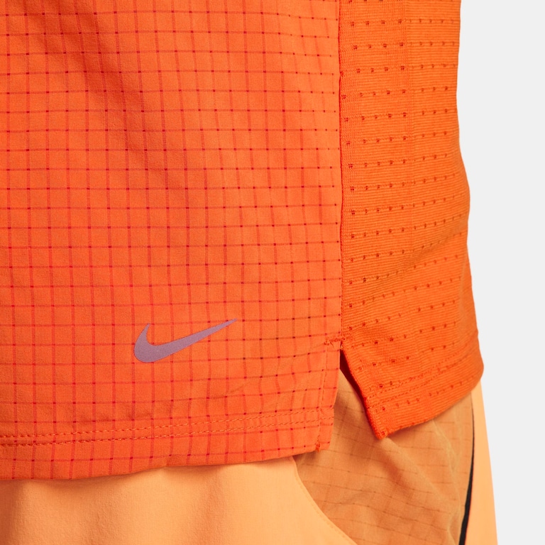 Camiseta Nike Trail Solar Chase Masculina - Foto 4