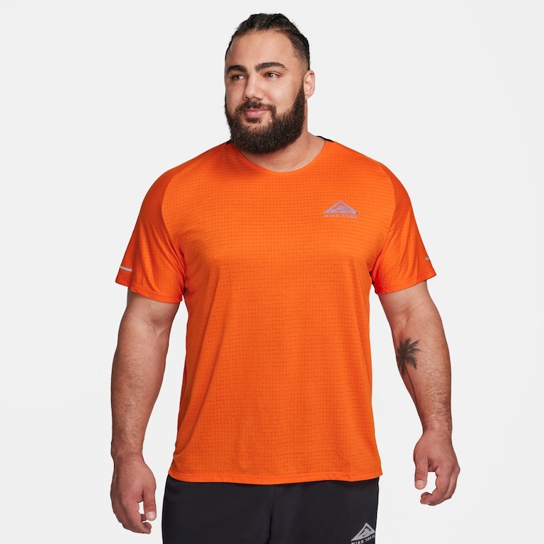 Camiseta Nike Trail Solar Chase Masculina - Foto 8