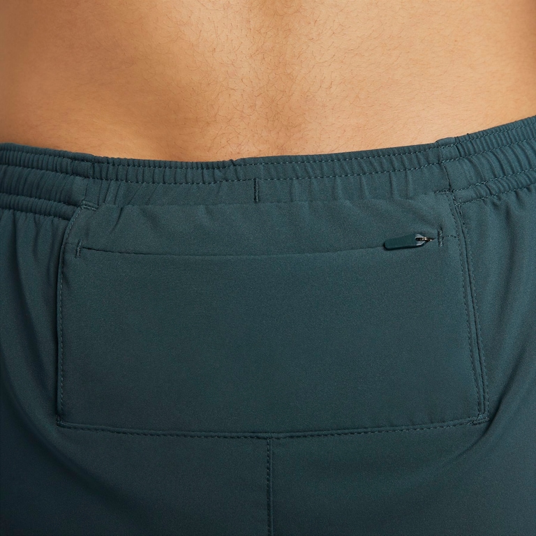 Shorts Nike Dri-FIT Run Division Stride Masculino - Foto 6