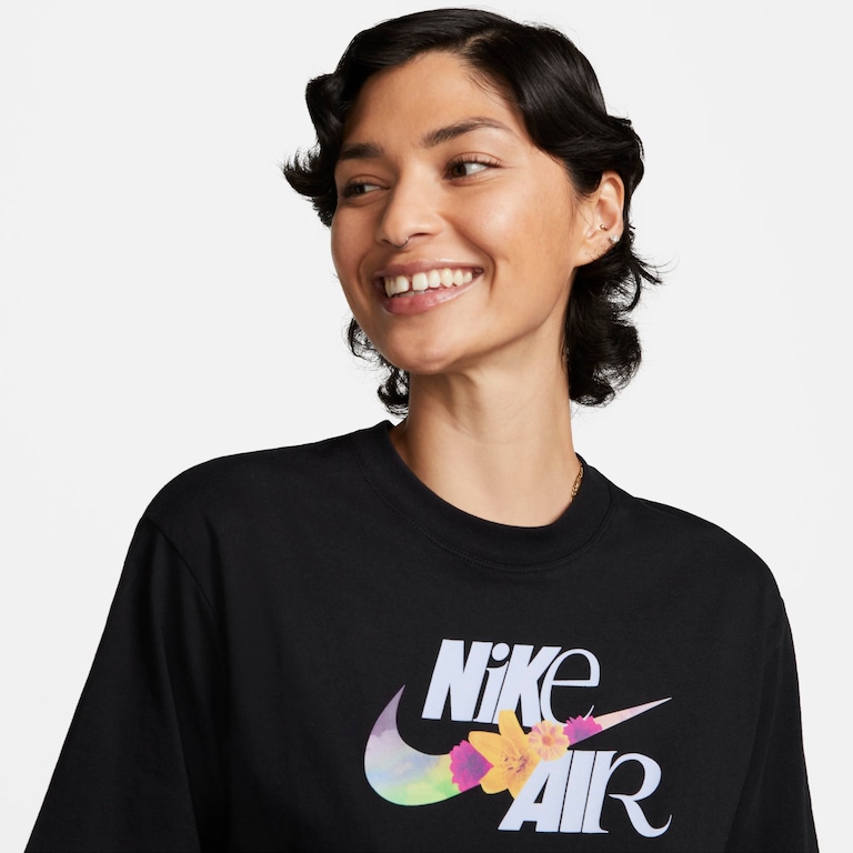 Camiseta Nike Sportswear OC 3 Feminina - Foto 3