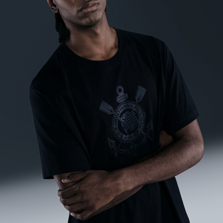 Camiseta Nike Corinthians Escudo Masculina - Foto 4
