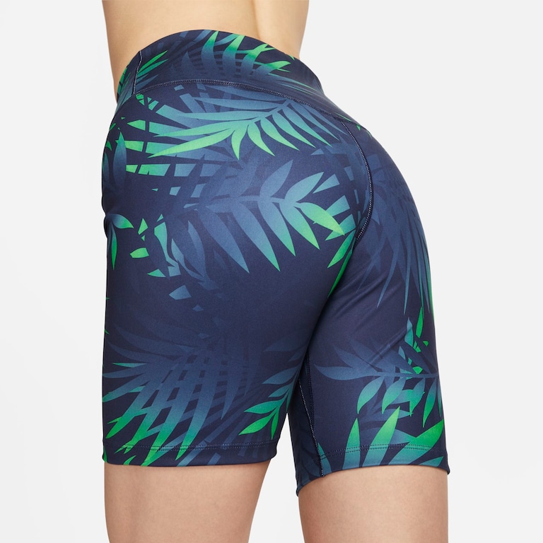 Shorts Nike Brasil Dri-FIT Feminino - Foto 6