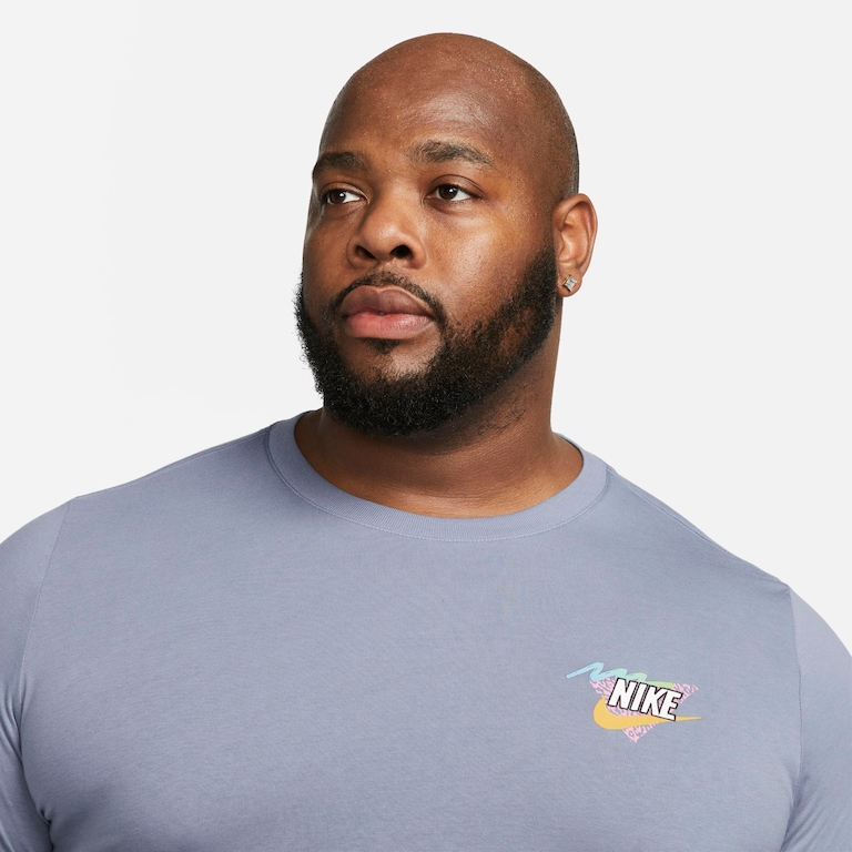 Camiseta Nike Sportswear Masculina - Foto 8