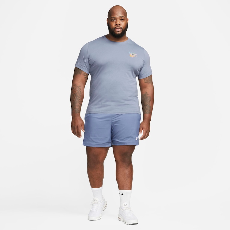 Camiseta Nike Sportswear Masculina - Foto 10