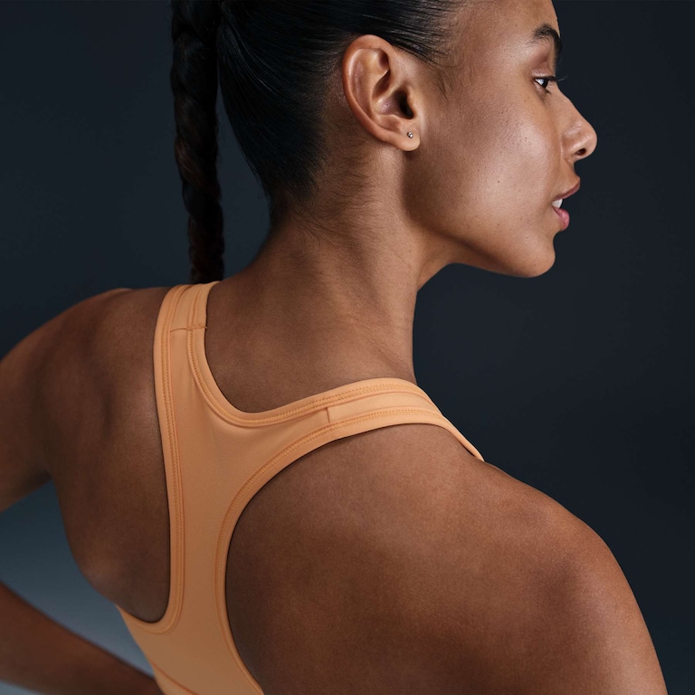 Top Nike Swoosh Feminino - Foto 2