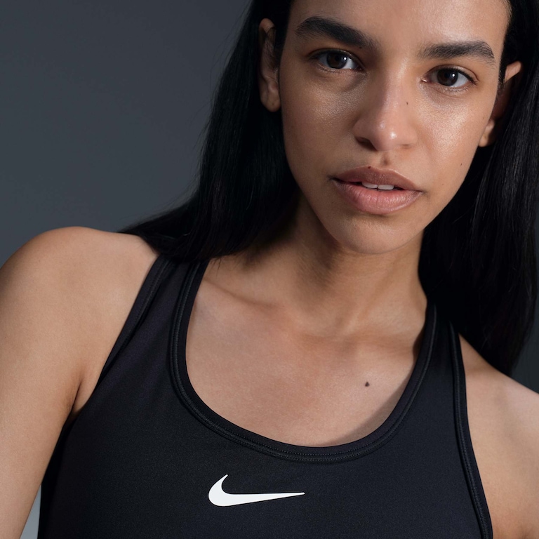 Top Nike Swoosh Feminino - Foto 6