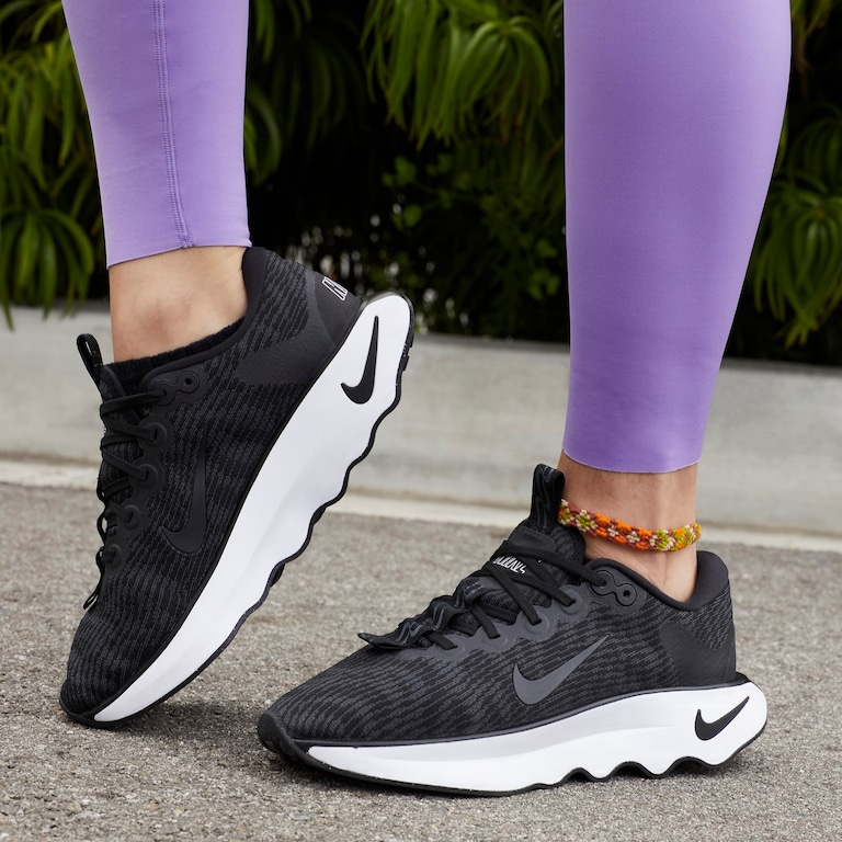 Tênis Nike Motiva Feminino - Foto 2