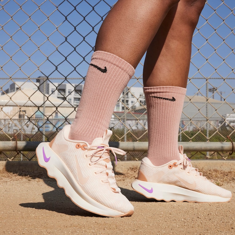 Tênis Nike Motiva Feminino - Foto 9