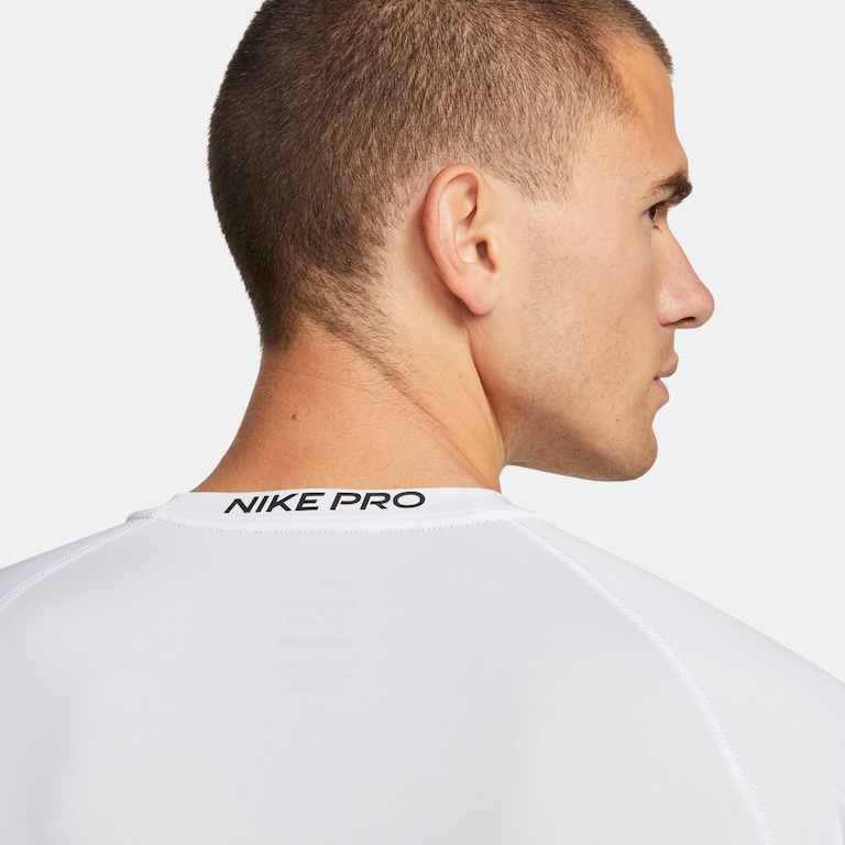 Camiseta Nike Pro Dri-FIT Masculina - Foto 5