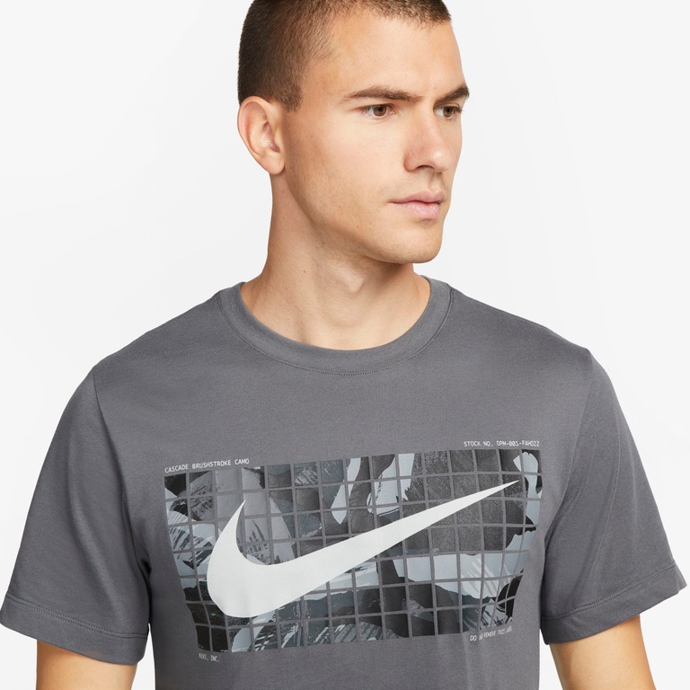 Camiseta Nike Dri-FIT Masculina - Foto 3