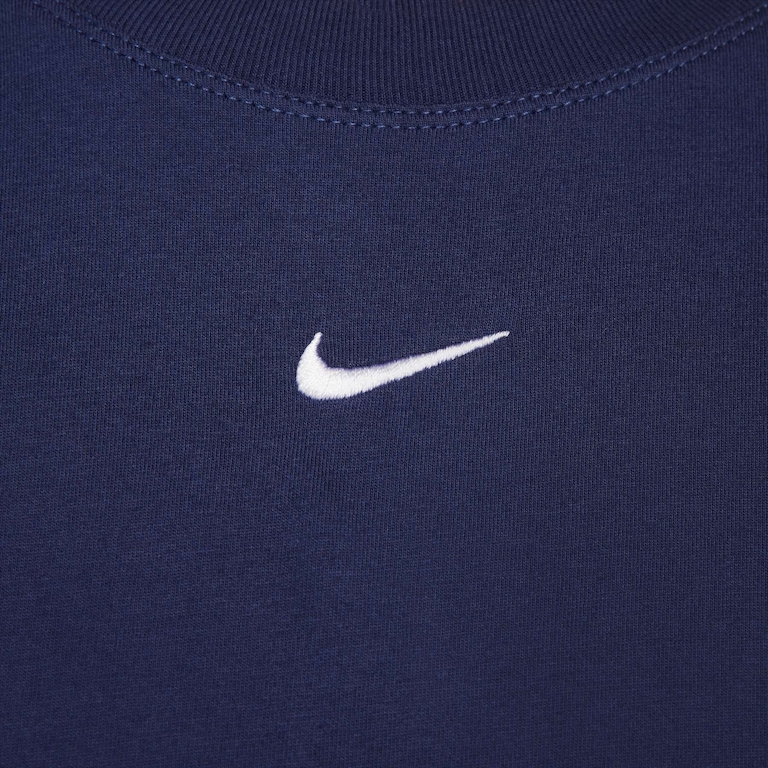 Camiseta Nike Sportswear Feminina - Foto 4