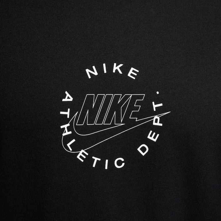 Camiseta Nike Sportswear Masculina - Foto 4