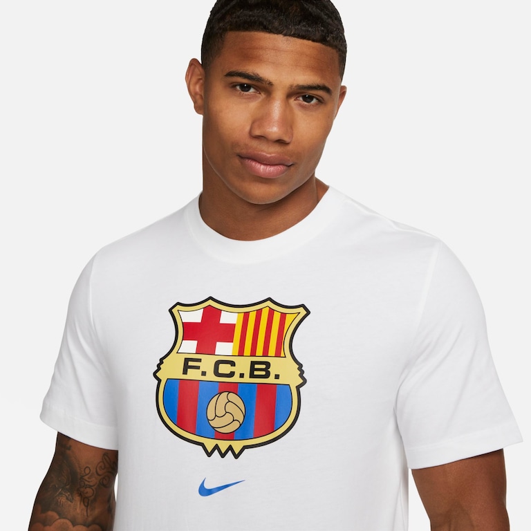 Camiseta Nike Barcelona Crest Masculina - Foto 3