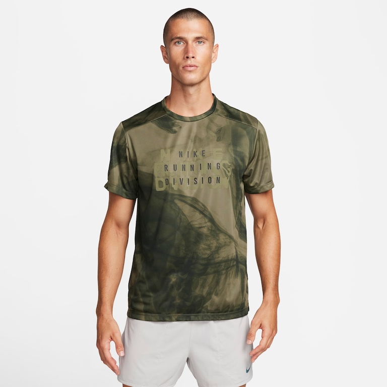 Camiseta Nike Run Division Rise 365 Masculina - Foto 1