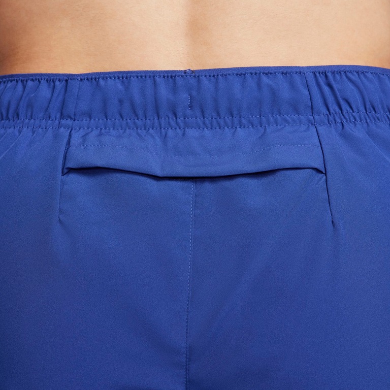 Shorts Nike Dri-FIT Challenger Masculino - Foto 9