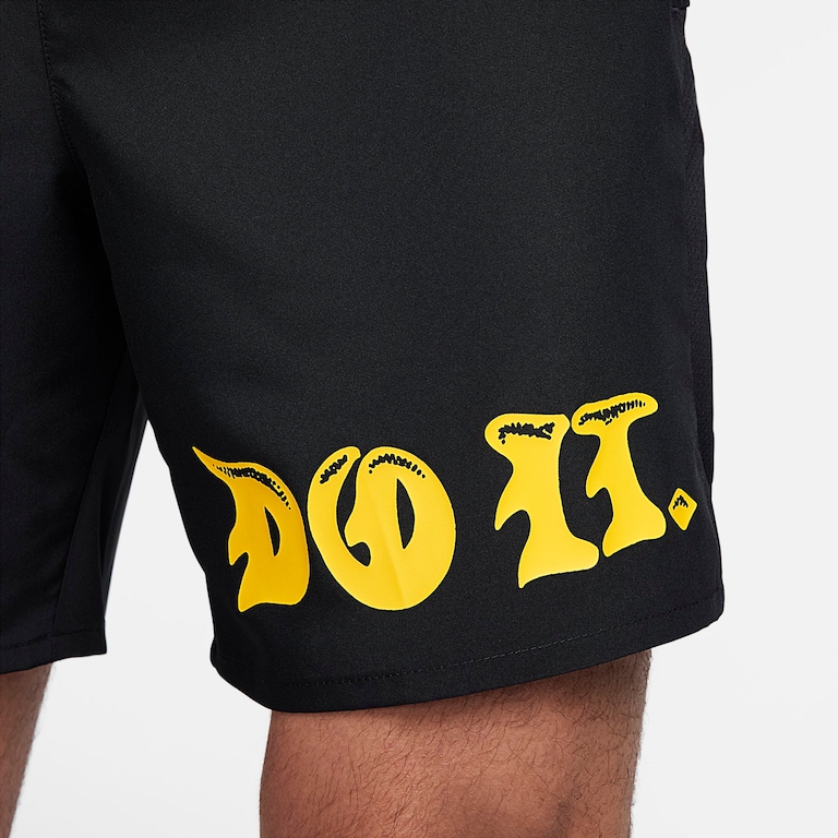 Shorts Nike Dri-FIT Challenger Masculino - Foto 5
