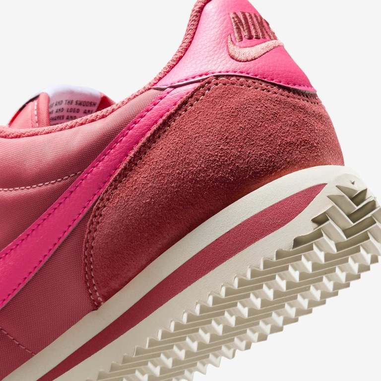 Tênis Nike Cortez Feminino - Foto 8