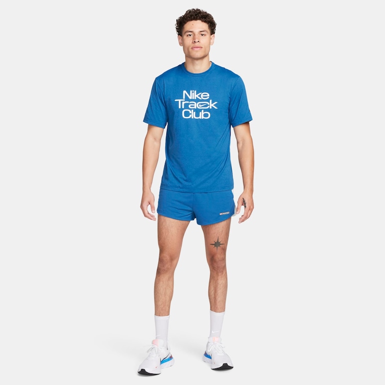 Camiseta Nike Track Club Masculina - Foto 5