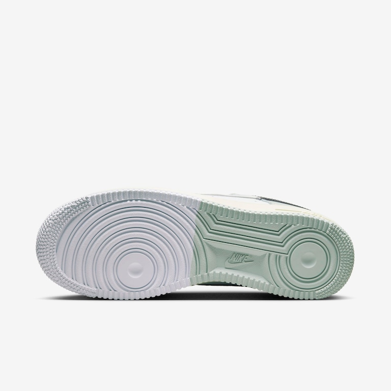 Tênis Nike Air Force 1 '07 LV8 Masculino - Foto 3