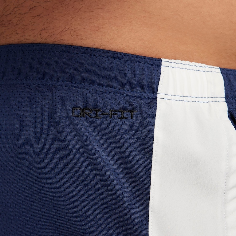 Shorts Nike Dri-FIT Track Club Masculino - Foto 16