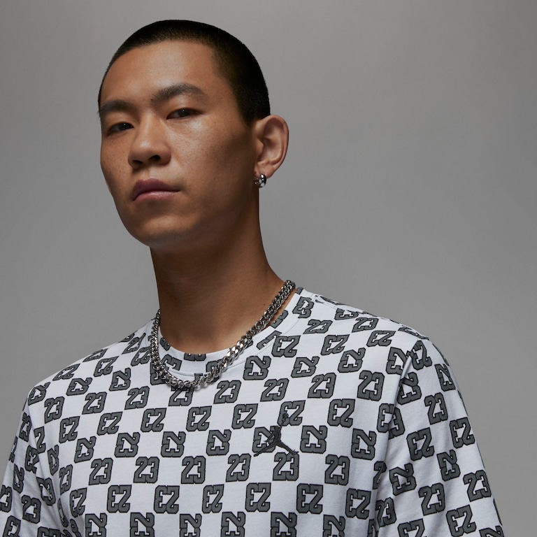 Camiseta Jordan Flight Essentials Masculina - Foto 3