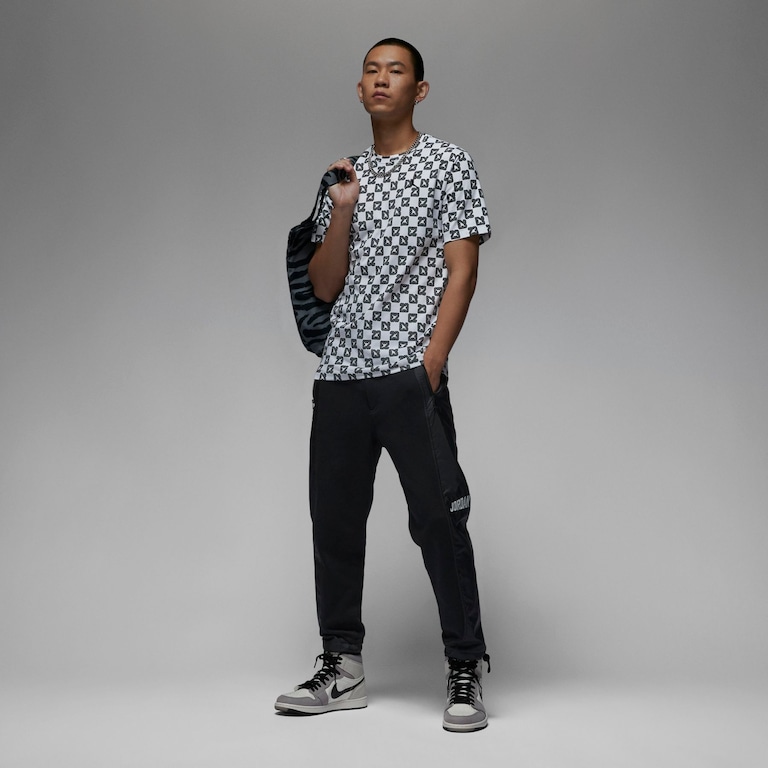 Camiseta Jordan Flight Essentials Masculina - Foto 4