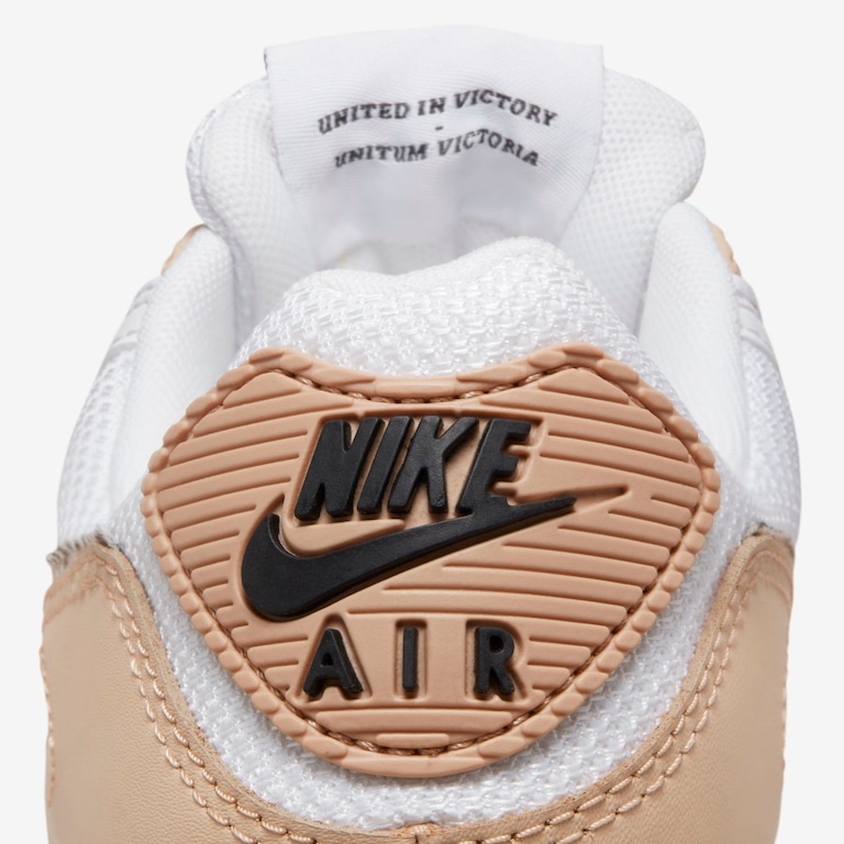 Tênis Nike Air Max 90 Feminino - Foto 10