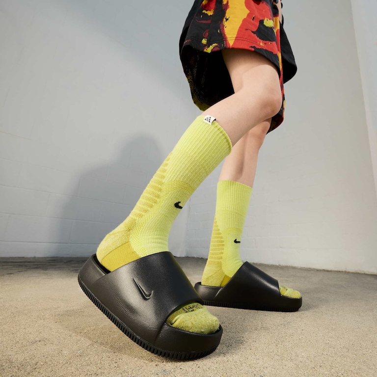 Chinelo Nike Calm Feminino - Foto 2