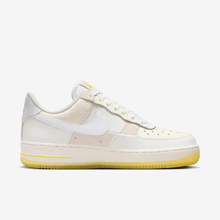 Tênis Nike Air Force 1 '07 Low Feminino - Foto 3