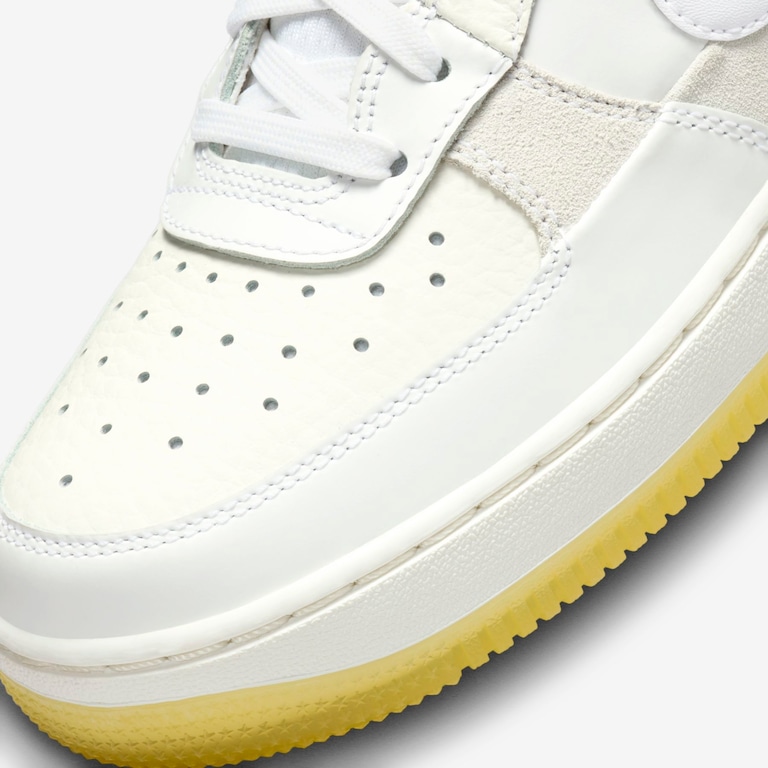 Tênis Nike Air Force 1 '07 Low Feminino - Foto 7