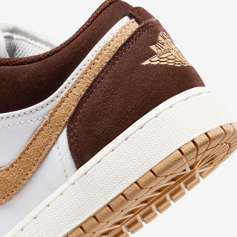 Tênis Air Jordan 1 Low SE Infantil - Foto 8