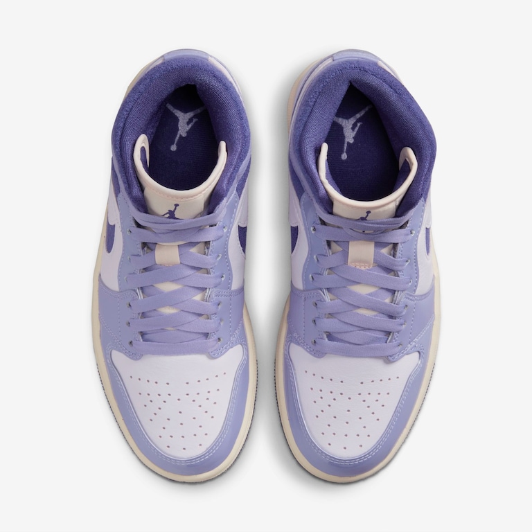 Tênis Jordan Jordan Air 1 Mid SE Feminino - Foto 4
