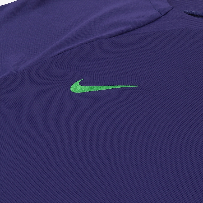 Camiseta Nike Brasil Academy Pro Feminina - Foto 4