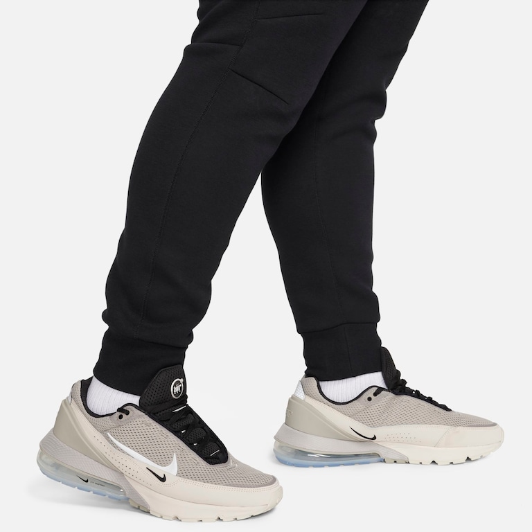 Calça Nike Sportswear Tech Fleece Masculina - Foto 18