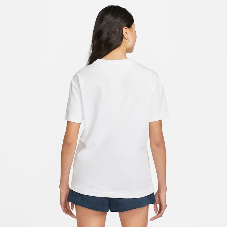 Camiseta Nike Sportswear Feminina - Foto 2