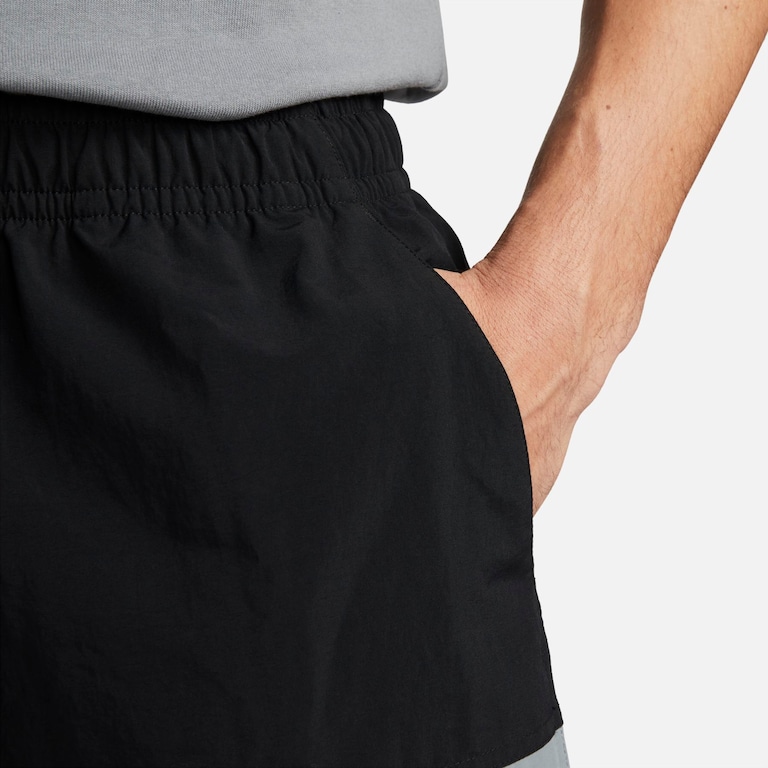 Shorts Nike Club Woven Masculino - Foto 4