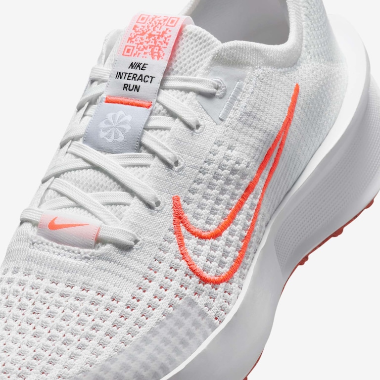 Tênis Nike Interact Run Feminino - Foto 7