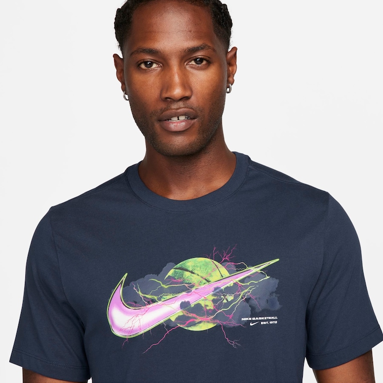 Camiseta Nike Swoosh Masculina - Foto 3