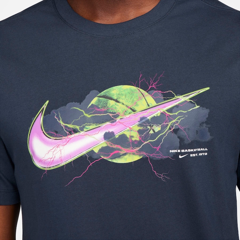 Camiseta Nike Swoosh Masculina - Foto 4