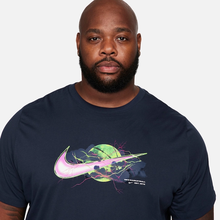 Camiseta Nike Swoosh Masculina - Foto 8
