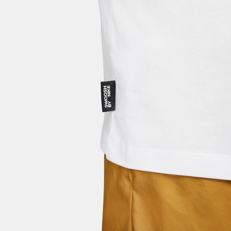 Camiseta Nike Sportswear Masculina - Foto 12
