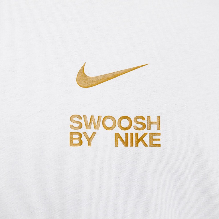 Camiseta Nike Sportswear Masculina - Foto 4
